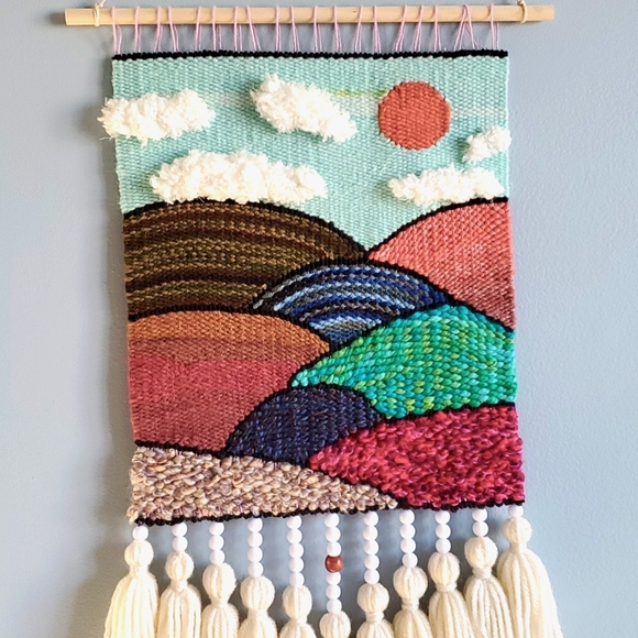 Handcraft weaving wall hanging/ wall art/fiber art/ yarn art - Picture 2 of 5